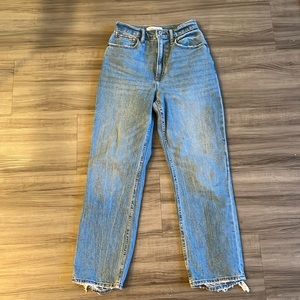 Abercrombie Curve Love Ankle Straight Jeans (25)